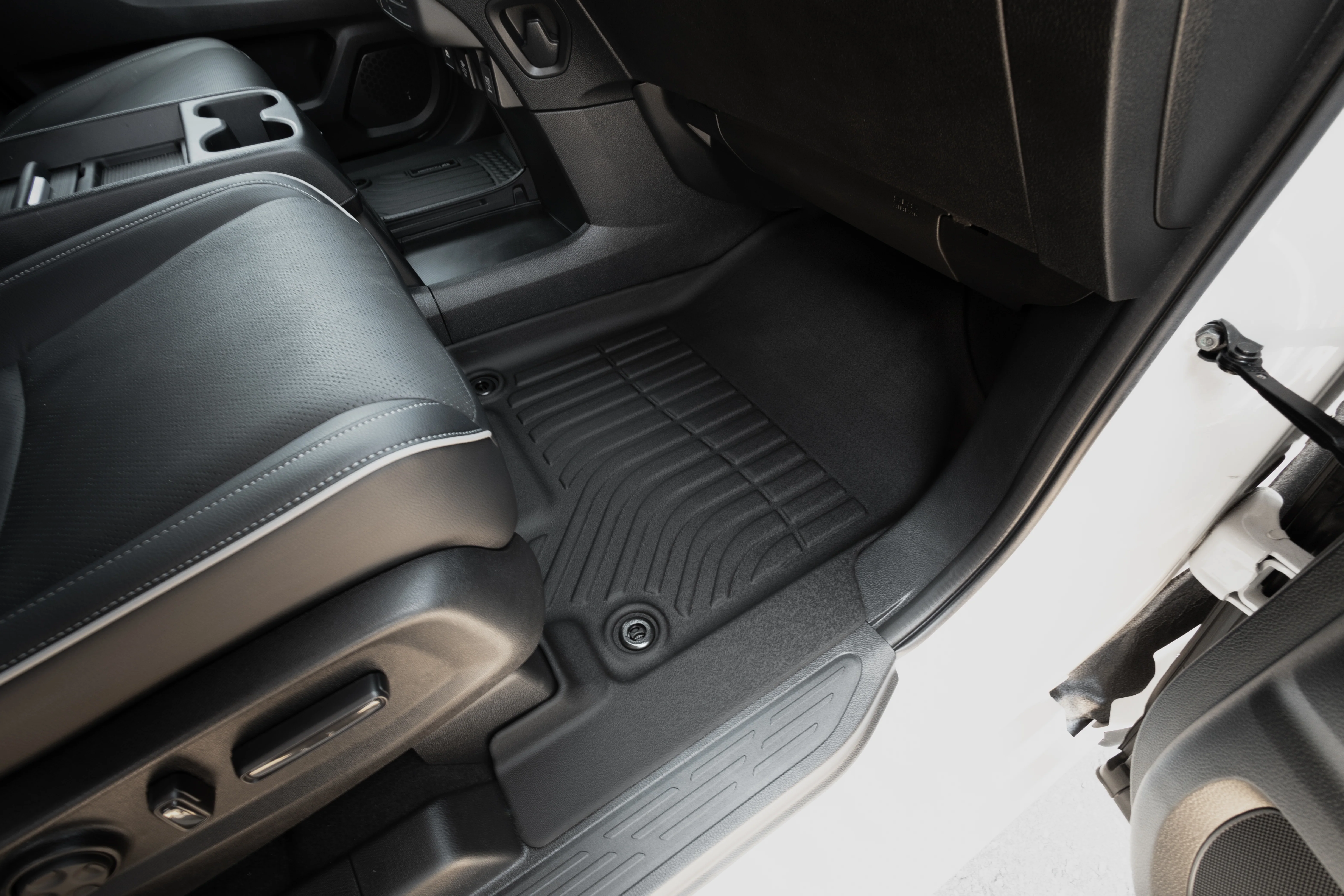 Findway F100 3D Car Floor Mat / Liner (1st Row, 2nd Row & 3rd Row) for 2018-2026 Honda Odyssey - 2627AN - Image 3